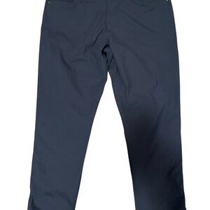 Lululemon ABC Classic Fit 
Warpstreme Black 5 Pocket Chinos
Men's Sz 42X30